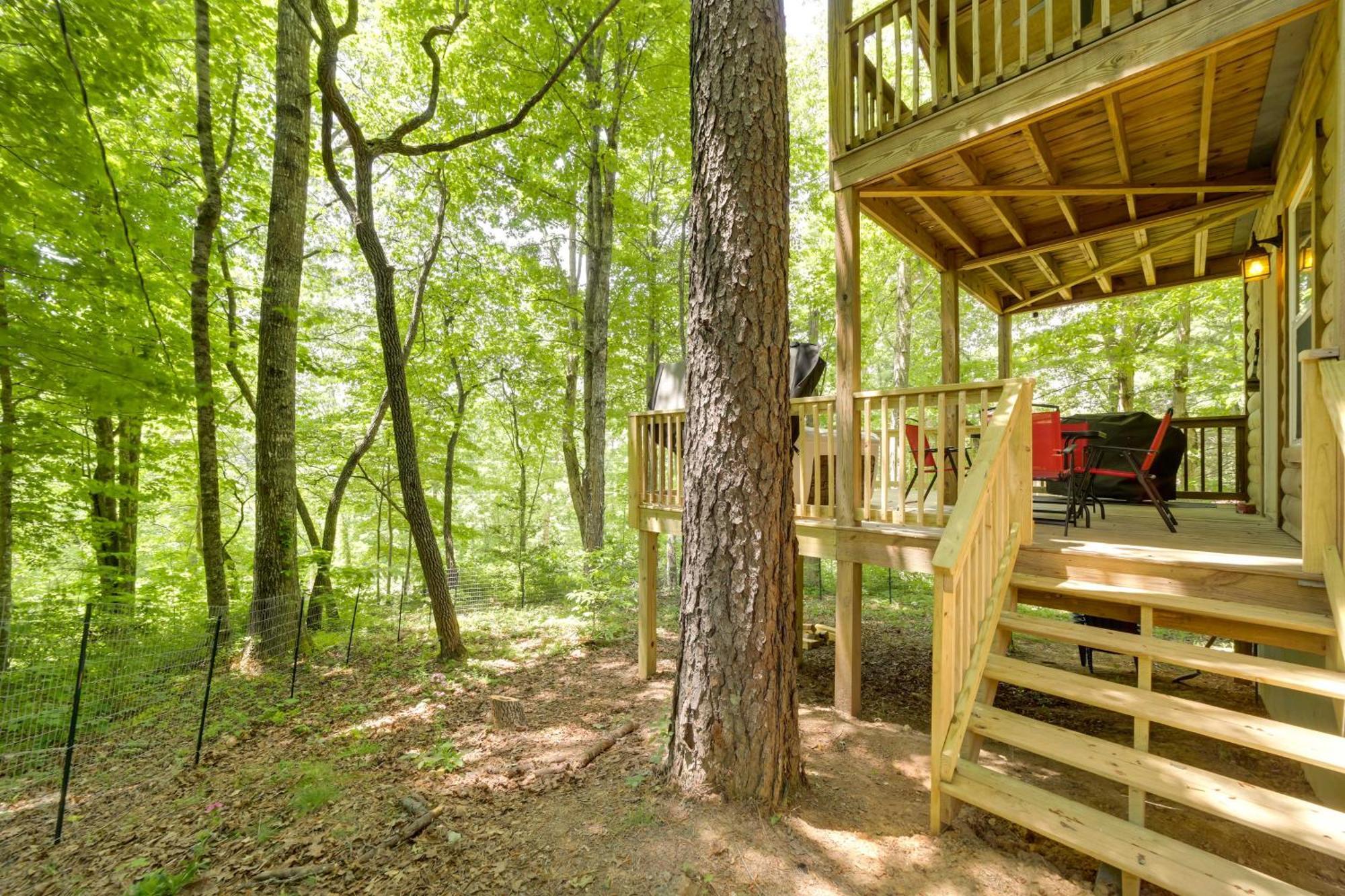Cozy Whittier Cabin And Yard And Hot Tub, Pets Welcome Exterior foto